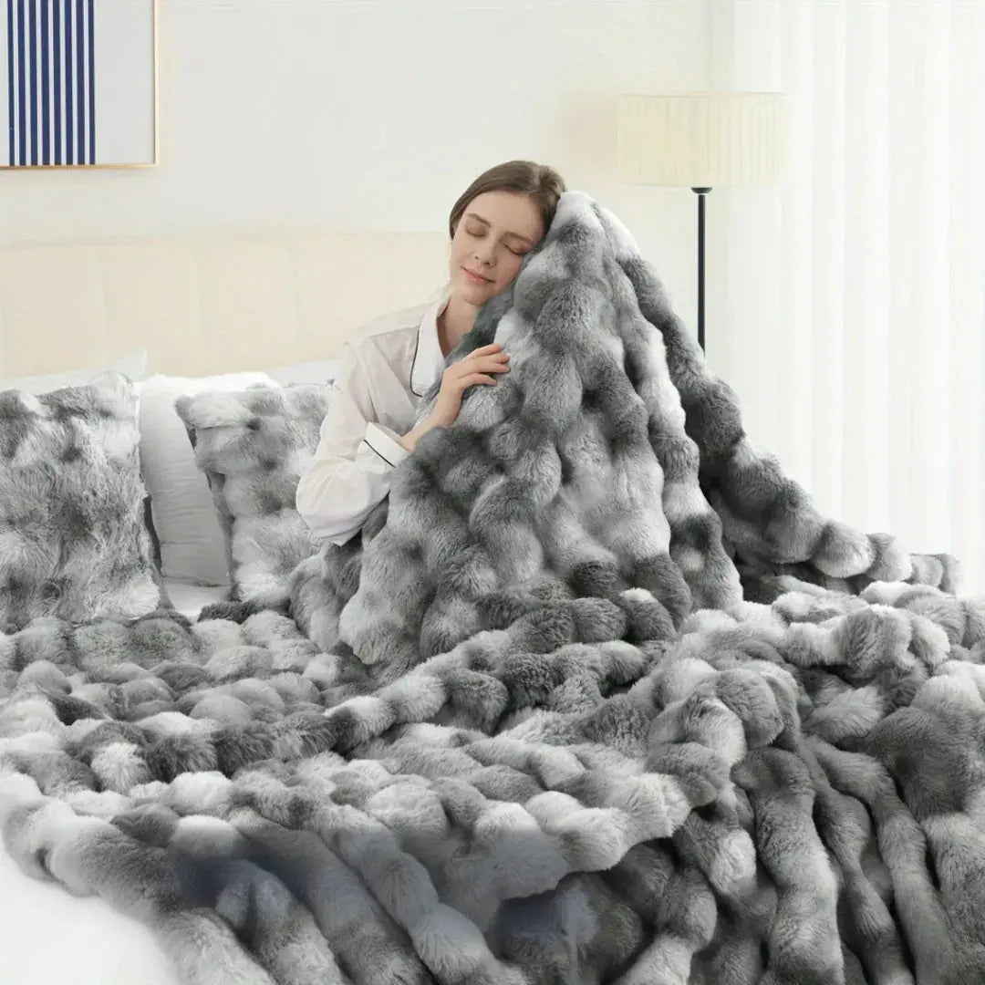 Velmesta Faux Rabbit Fur Throw Blanket view 15