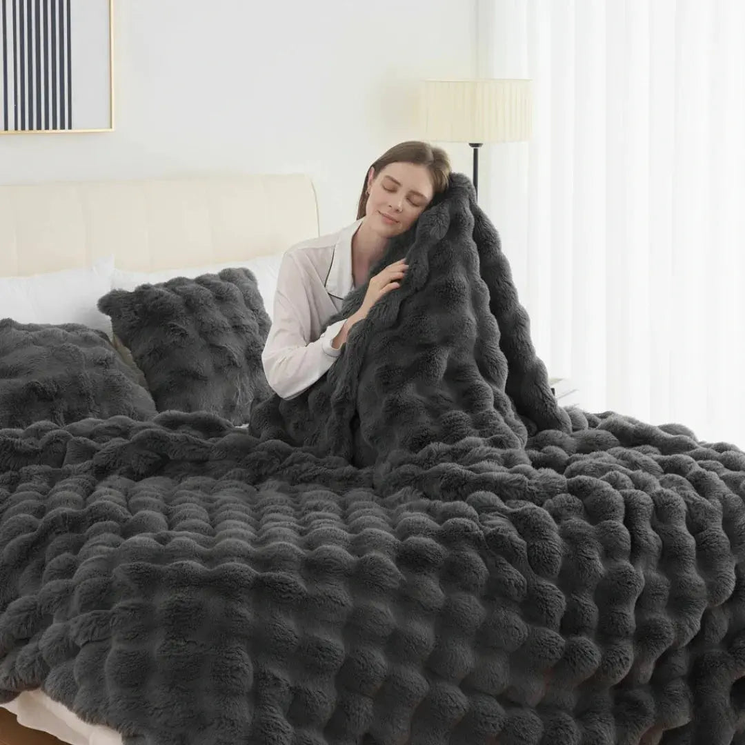 Velmesta Faux Rabbit Fur Throw Blanket view 18