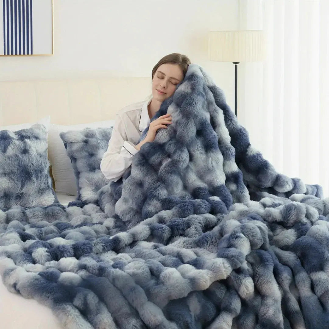 Velmesta Faux Rabbit Fur Throw Blanket view 19