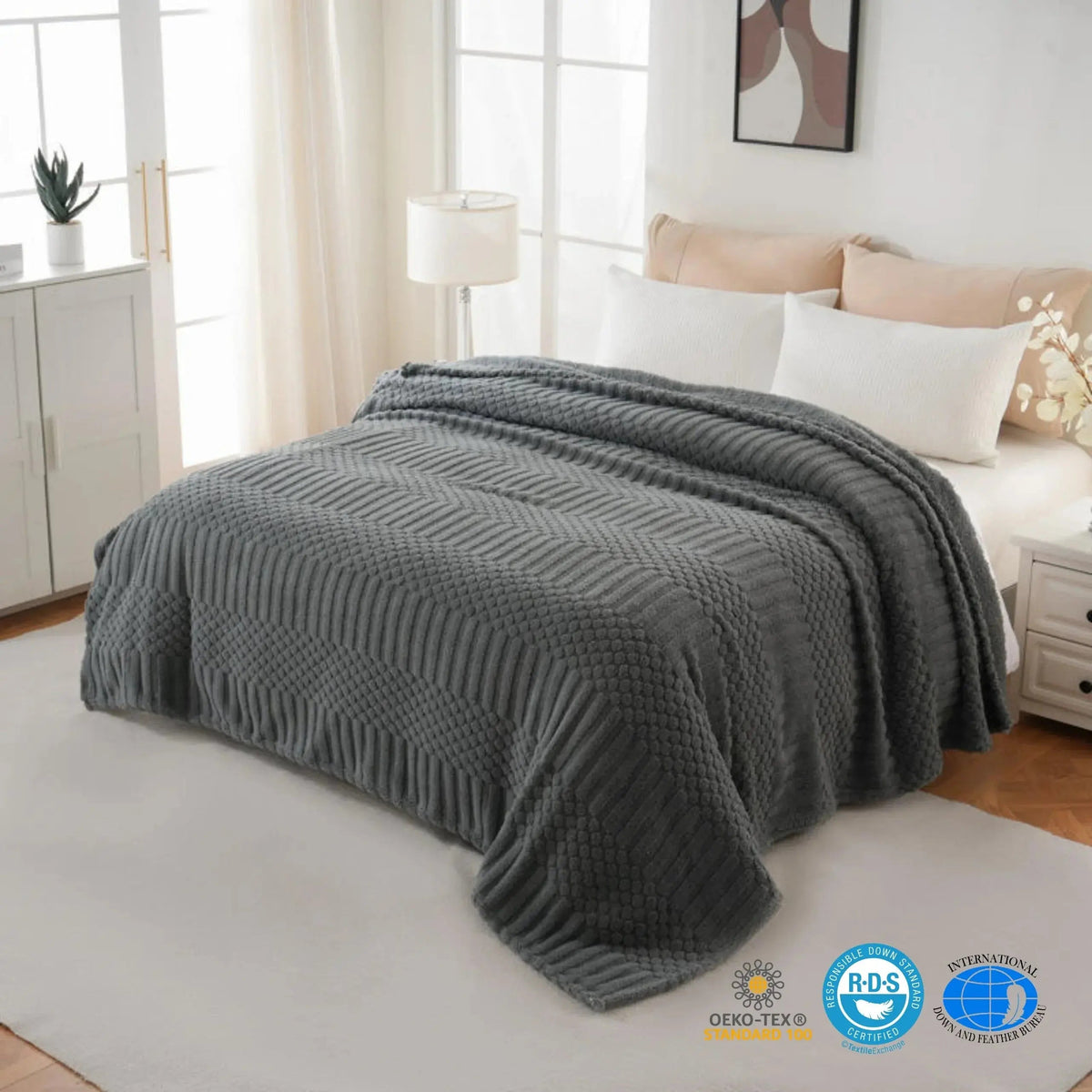 Velmesta Plush Fleece Throw Blanket view 7