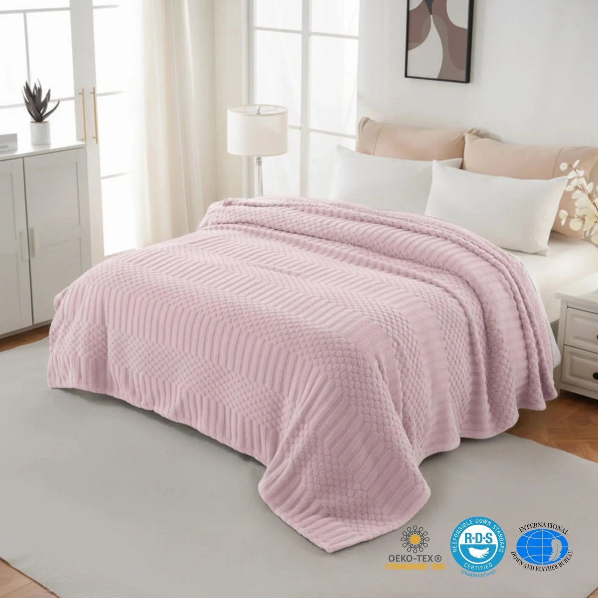 Velmesta Plush Fleece Throw Blanket view 11