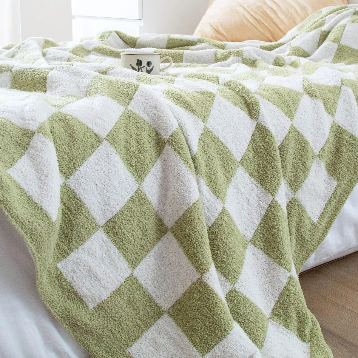 Velmesta Checkered Flannel Fleece Blanket view 4