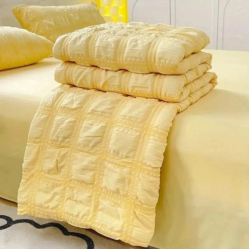 Velmesta Breathable Seersucker Quilt