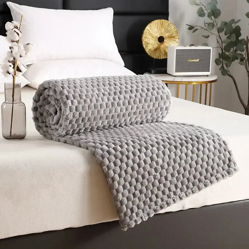 Velmesta 3D Cloud Jacquard Fleece Blanket view 11