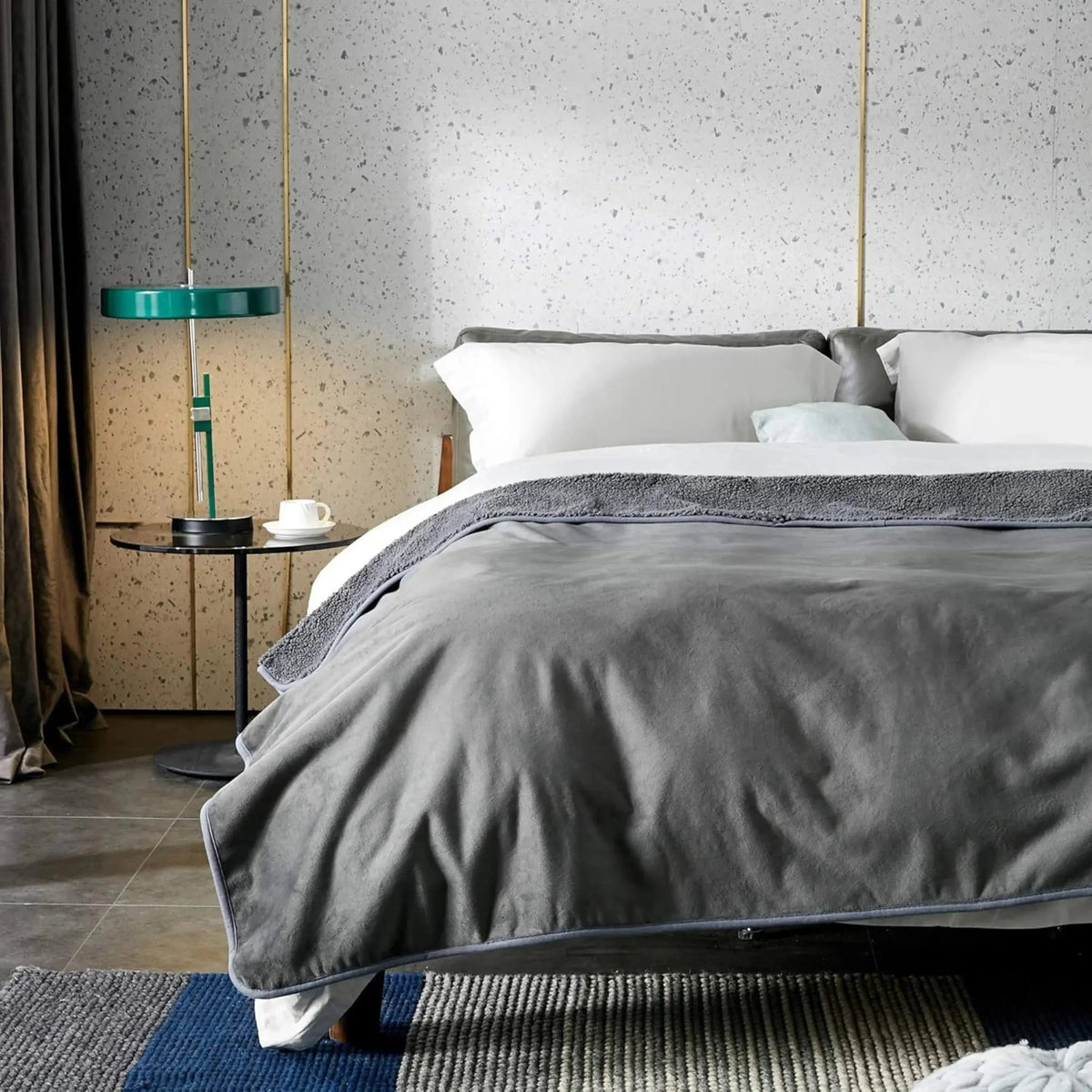 Velmesta Reversible Sherpa and Flannel Blanket