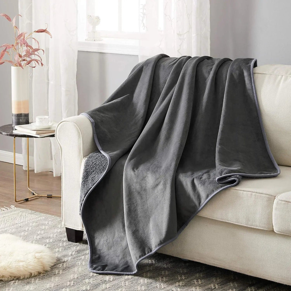 Velmesta Reversible Sherpa and Flannel Blanket view 4