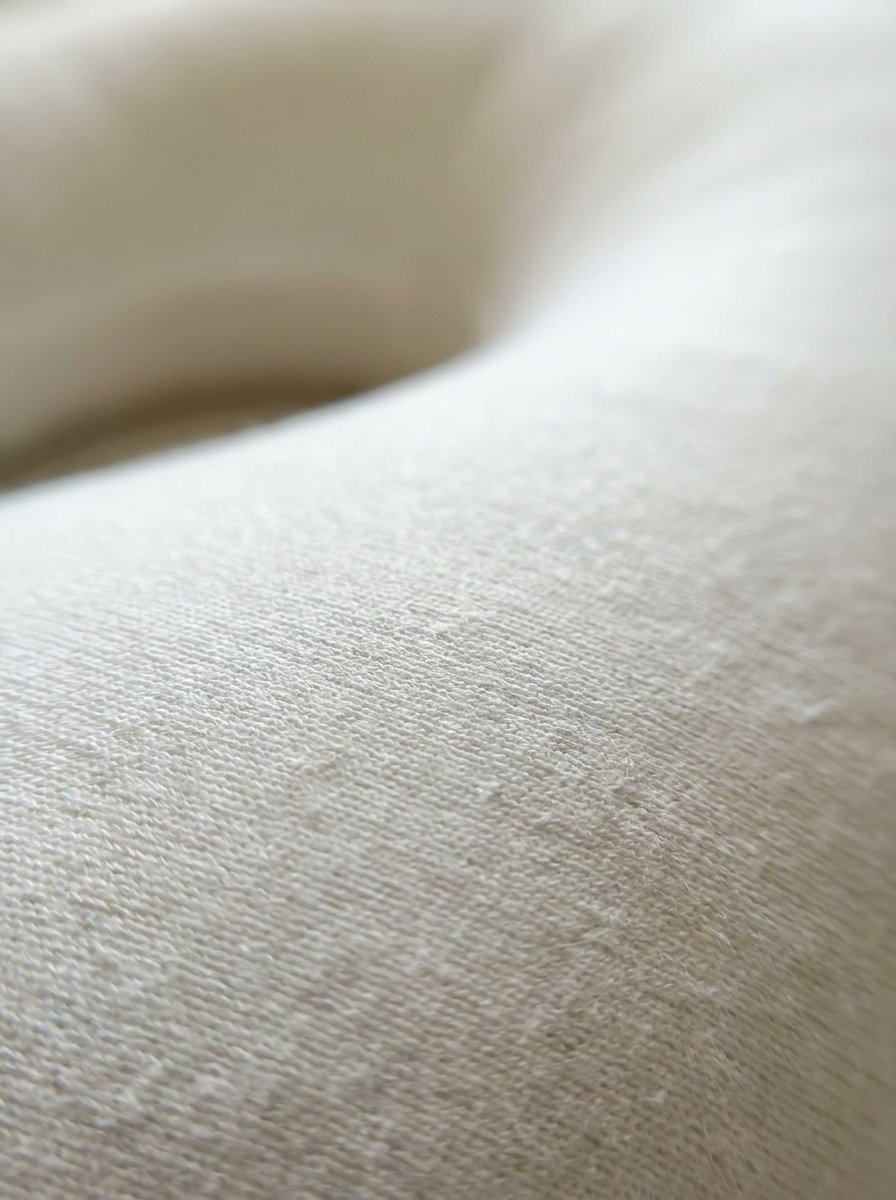 Velmesta Dual-Sided Face-Down Pillow - Choose your temperature
