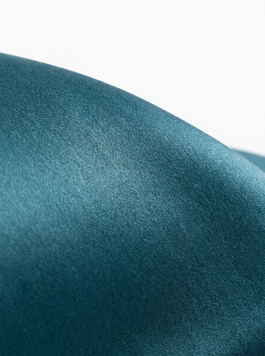 Velmesta Natural Mulberry Silk Pillowcase - Gentler on hair and skin