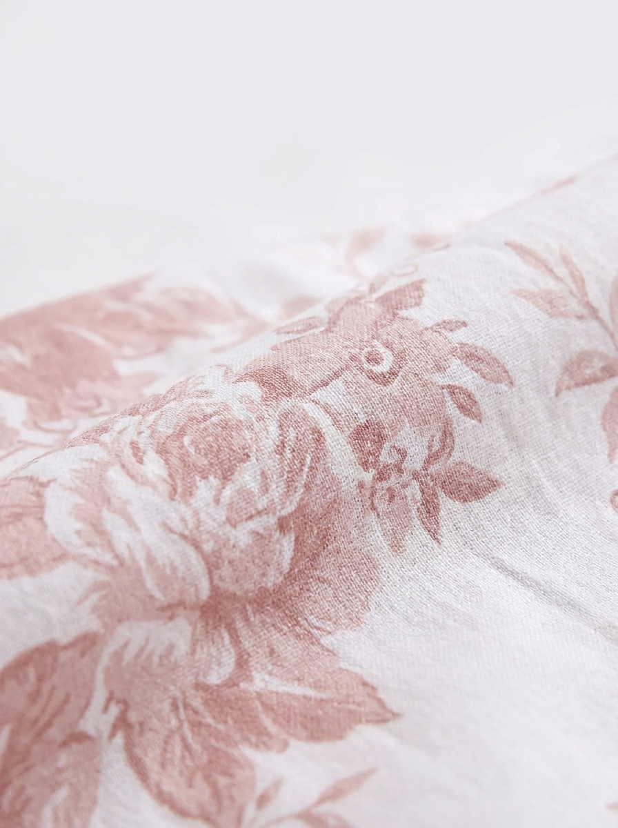 Velmesta Floral Duvet Cover Set - A four-piece set, ready to match