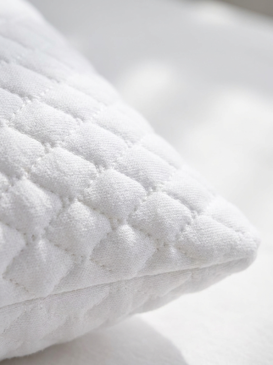 Velmesta Zero-Pressure Side Sleep Pillow - Shredded memory foam and silk wadding