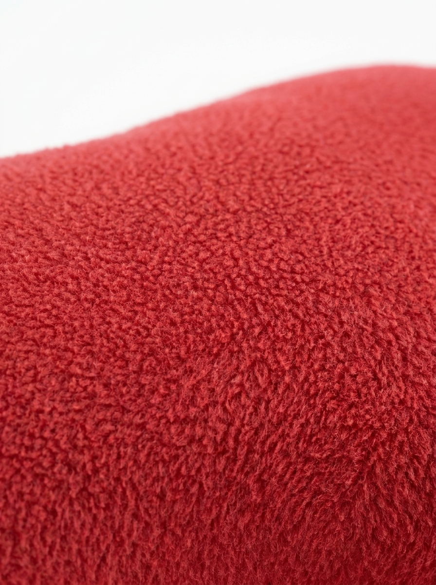 Velmesta Compact Travel Comfort Pillow Set - The fill, in detail