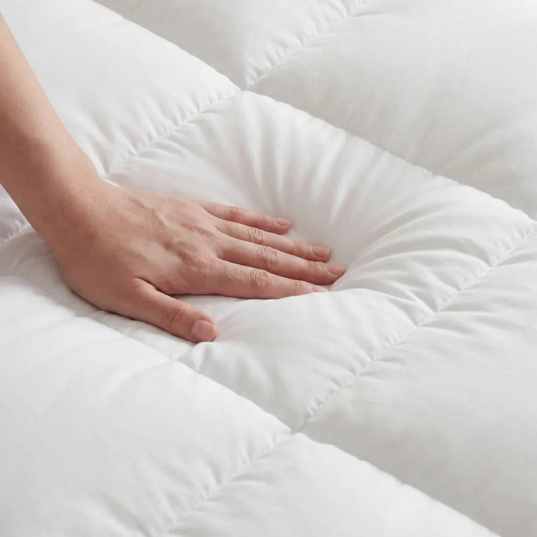 Velmesta Quilted Waterproof Mattress Pad