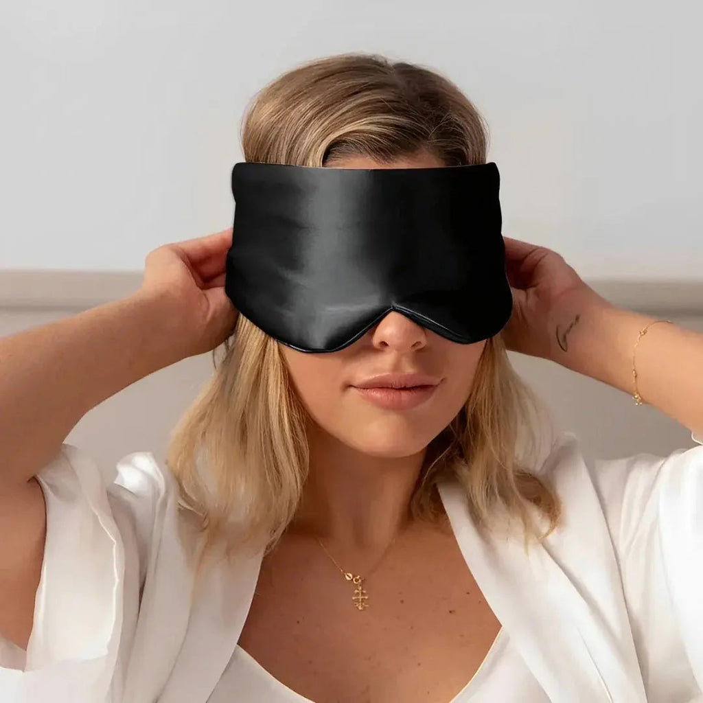 Velmesta Silky Deep Sleep Mask